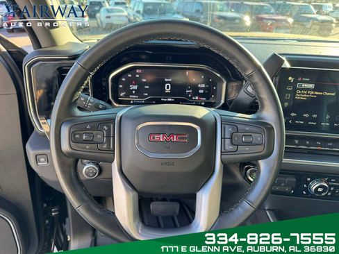 Used 2024 GMC Sierra 2500 SLT w/ SLT Premium Package image 18