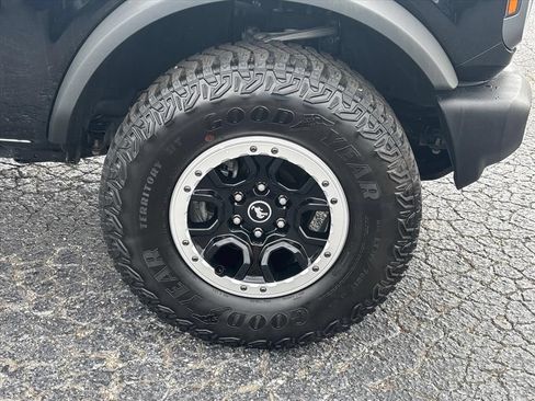 Used 2023 Ford Bronco Big Bend w/ Sasquatch Package AWD/4WD image 10