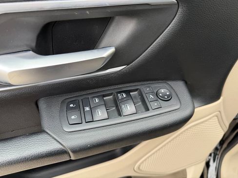 Used 2019 RAM 1500 Big Horn image 19