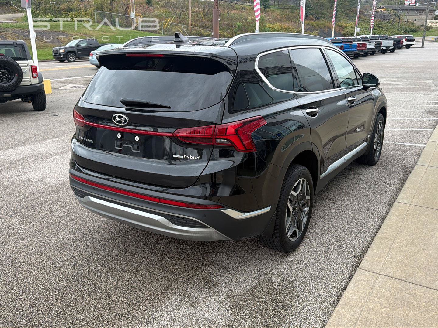 Used 2023 Hyundai Santa Fe Limited w/ Cargo Package AWD/4WD image 8