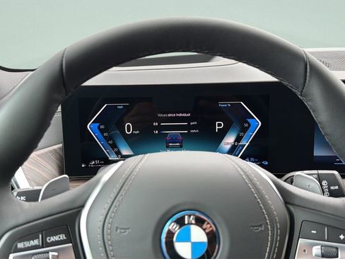 New 2026 BMW X5 xDrive50e image 23