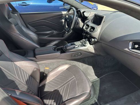 Used 2023 Aston Martin V12 Vantage image 20
