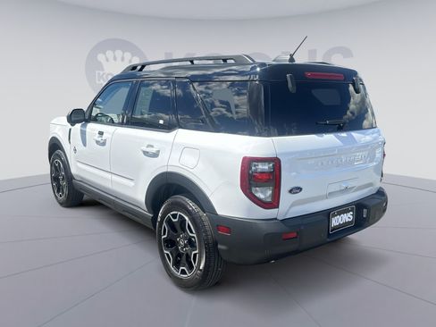 Certified 2025 Ford Bronco Sport Outer Banks w/ Outer Banks Tech Package+ AWD/4WD image 8