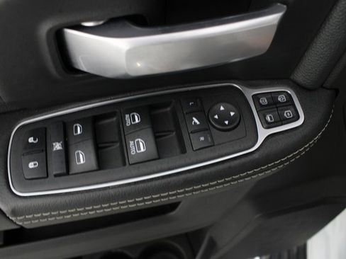 Used 2024 RAM 2500 Big Horn w/ Bed Utility Group image 14