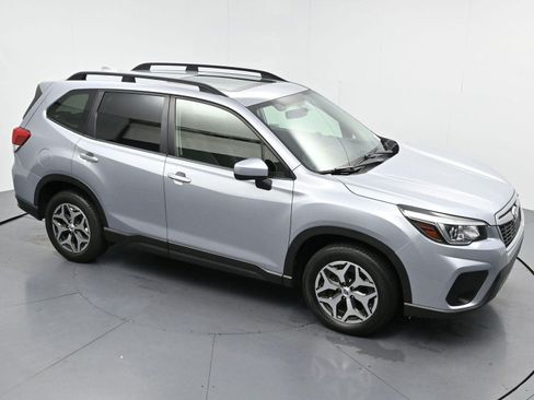 Used 2020 Subaru Forester Premium AWD/4WD image 35