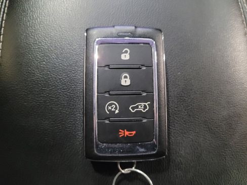 Used 2022 Jeep Grand Cherokee Limited 4xe AWD/4WD image 32