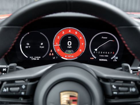 Certified 2025 Porsche 911 Carrera GTS image 14