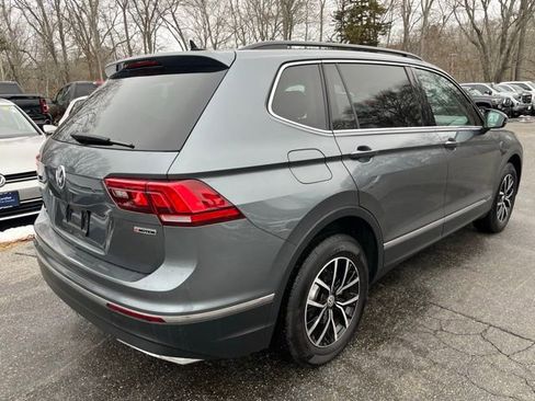 Certified 2021 Volkswagen Tiguan SE w/ Panoramic Sunroof Package image 6