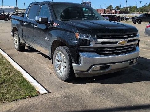 Used 2020 Chevrolet Silverado 1500 LTZ image 1