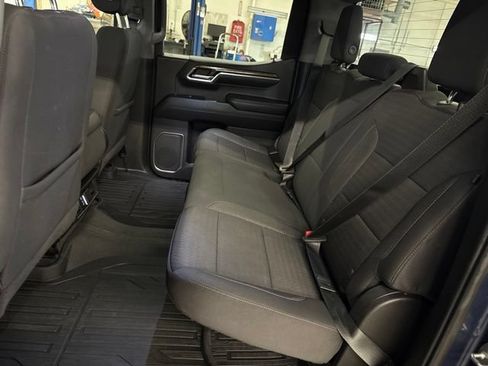 Used 2022 GMC Sierra 1500 SLE w/ X31 Off-Road Package AWD/4WD image 22