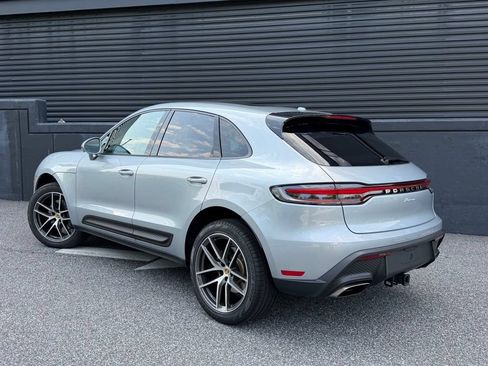 Certified 2026 Porsche Macan AWD/4WD image 8