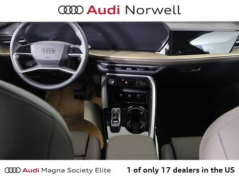 New 2025 Audi Q5 Premium Plus image 24