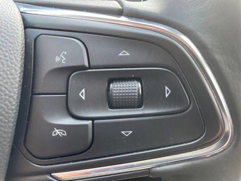Used 2023 Buick Envision Preferred FWD image 20