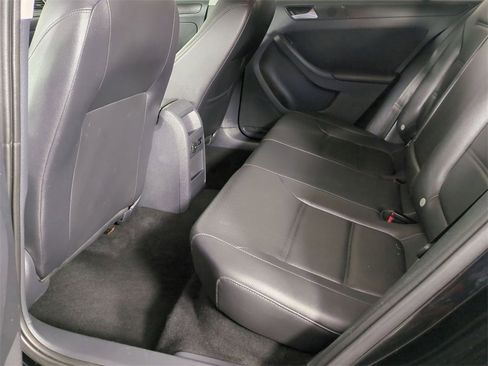 Used 2014 Volkswagen Jetta SE image 21