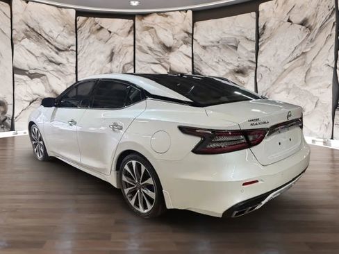 Used 2023 Nissan Maxima Platinum w/ Sport Mat Group FWD image 3