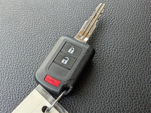 Used 2025 Mitsubishi Outlander Sport LE image 32