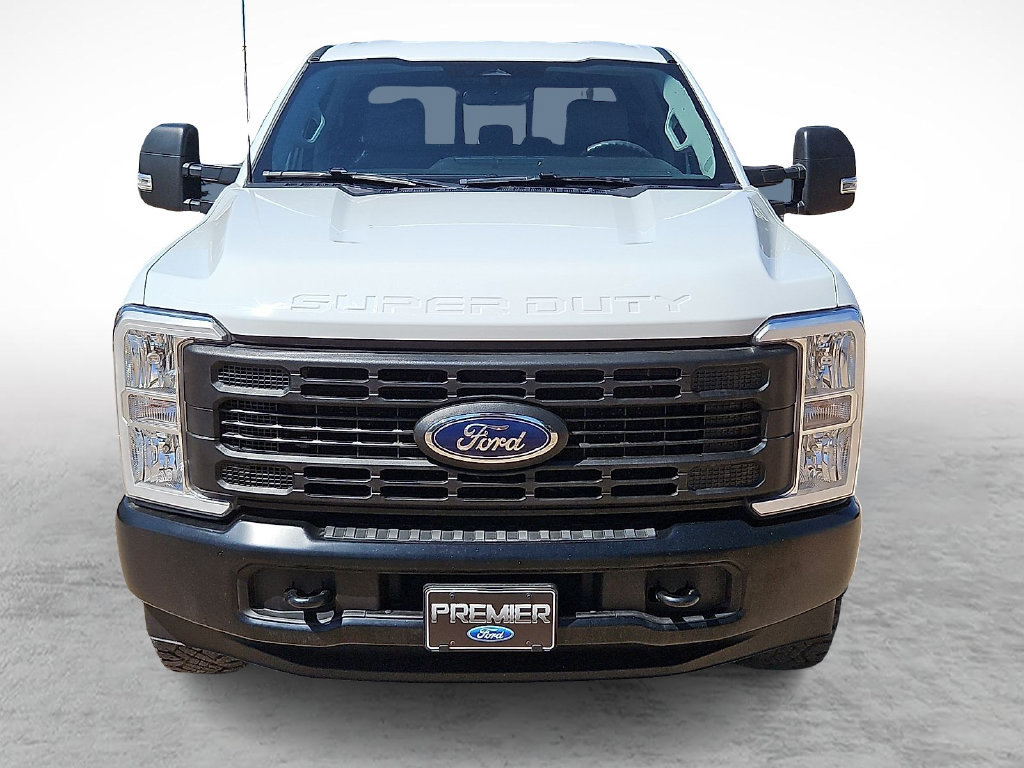 Used 2025 Ford F250 XL w/ XL Off-Road Package AWD/4WD image 3