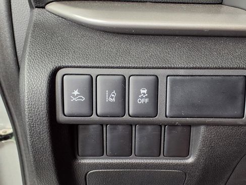 Used 2024 Mitsubishi Eclipse Cross ES image 22