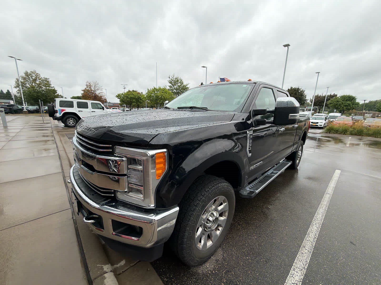 Used 2019 Ford F350 Lariat w/ Lariat Ultimate Package AWD/4WD image 8
