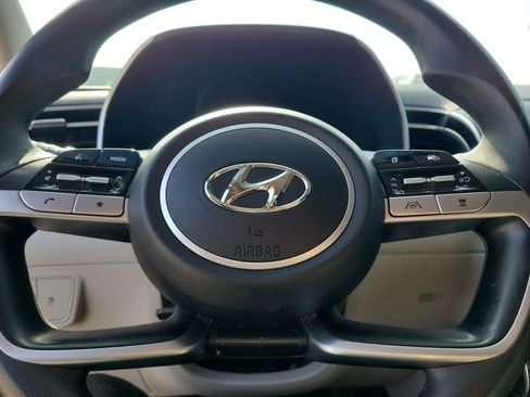 Used 2022 Hyundai Tucson SEL FWD image 18