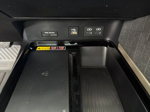 New 2026 Toyota Camry XLE FWD image 27