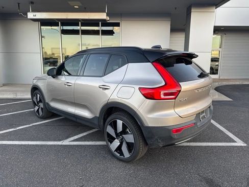 Used 2023 Volvo XC40 Recharge Ultimate w/ Protection Package Premier AWD/4WD image 4