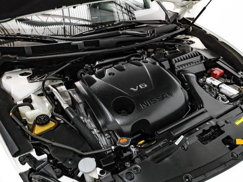 Used 2016 Nissan Maxima SR image 51