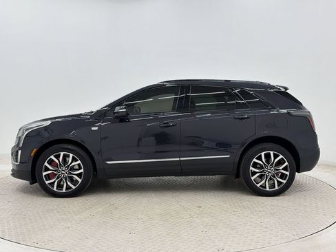 Used 2024 Cadillac XT5 Sportv w/ Technology Package AWD/4WD image 2