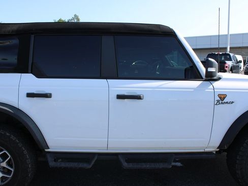Used 2024 Ford Bronco Badlands AWD/4WD image 11