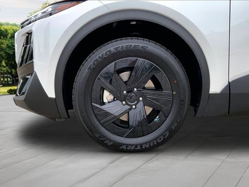 New 2026 Subaru Uncharted AWD image 13