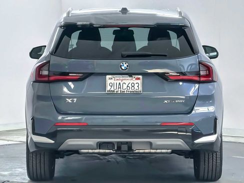 Used 2025 BMW X1 xDrive28i w/ Premium Package image 7