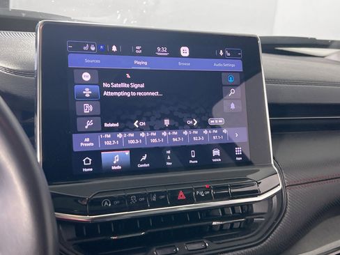 Used 2022 Jeep Compass Trailhawk w/ Trailhawk Elite Group image 15