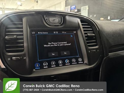 Used 2018 Chrysler 300 S AWD/4WD image 23