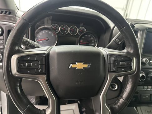 Used 2020 Chevrolet Silverado 2500 LT w/ Convenience Package image 17