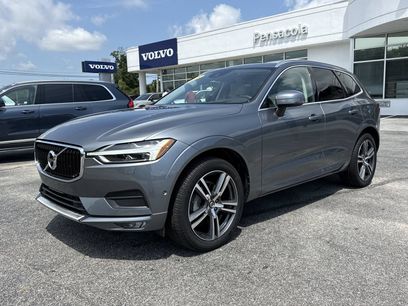 Used 2018 Volvo XC60 T5 Momentum w/ Convenience Package