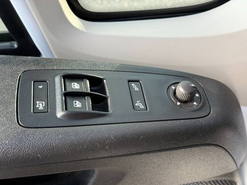 Used 2021 RAM ProMaster 2500 w/ Interior LED Lighting Group FWD image 12