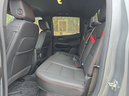 Used 2023 Chevrolet Colorado Z71 w/ Z71 Convenience Package 2 image 13