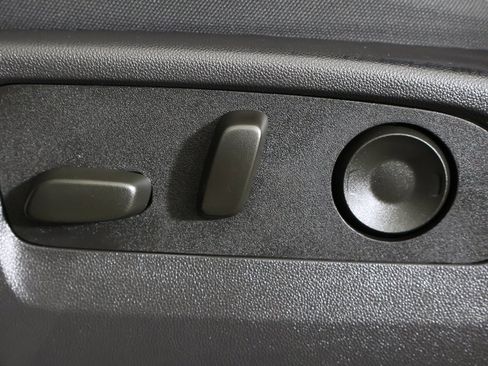 Used 2026 GMC Sierra 1500 Elevation w/ Preferred Package image 34