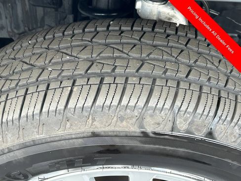 Used 2025 Toyota Tacoma SR AWD/4WD image 24