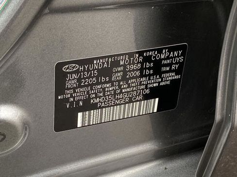 Used 2016 Hyundai Elantra GT image 31