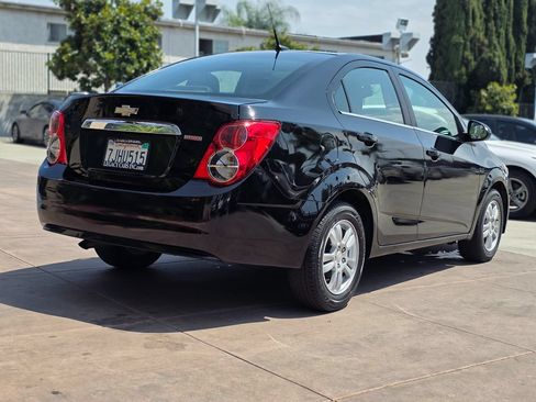 Used 2014 Chevrolet Sonic LT FWD image 12