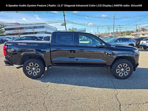 Used 2023 Chevrolet Colorado Z71 image 2