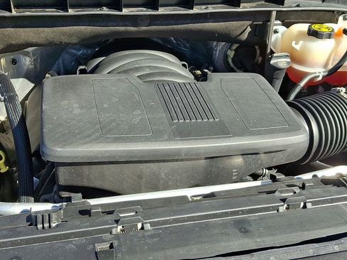 Used 2021 GMC Yukon XL Denali w/ Denali Premium Package image 28