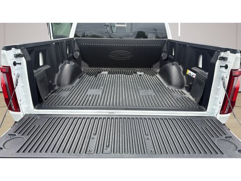 Used 2025 Ford F150 Lariat w/ Equipment Group 502A High AWD/4WD image 10