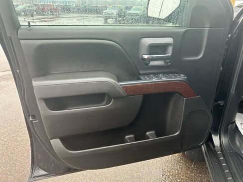 Used 2016 GMC Sierra 1500 SLE w/ SLE Value Package image 13