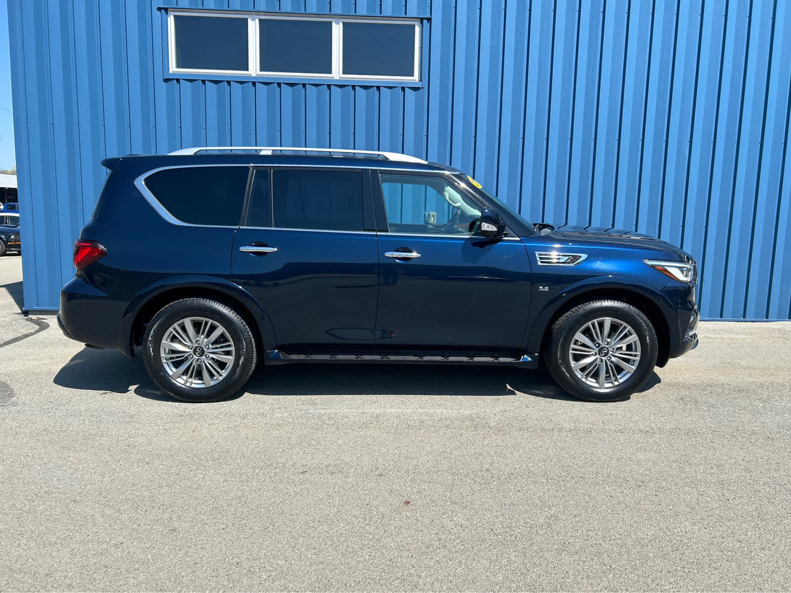 Used 2019 INFINITI QX80 Luxe AWD/4WD image 15
