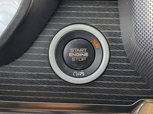 Used 2019 RAM 1500 Limited image 26