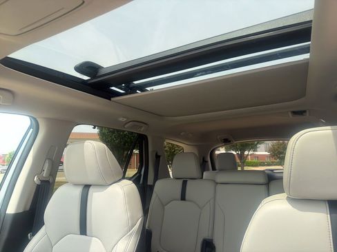 New 2026 Honda Pilot Touring image 18