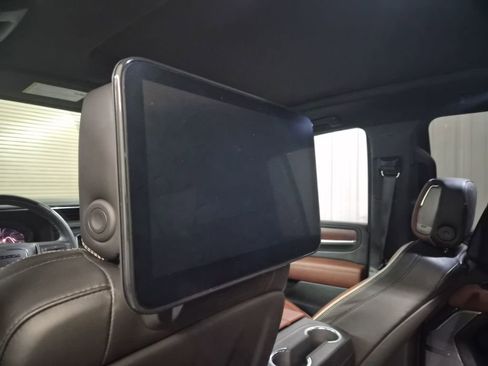 Used 2023 GMC Yukon XL Denali Ultimate image 22