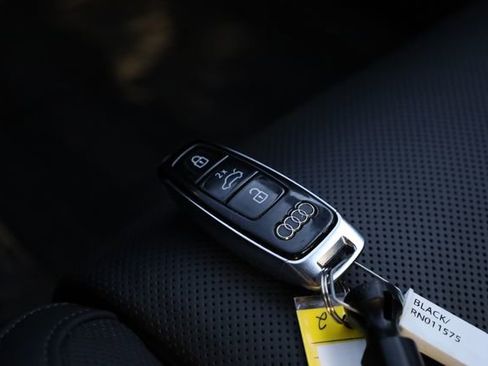 Used 2024 Audi A8 L 3.0T w/ Comfort Plus Package image 26